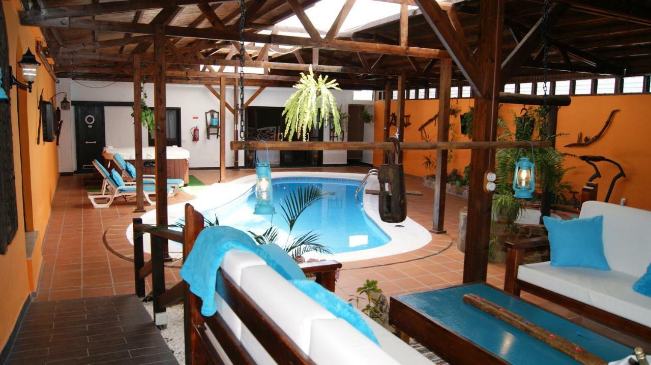 Villa Spa Las Tinajas Triquivijate Buitenkant foto