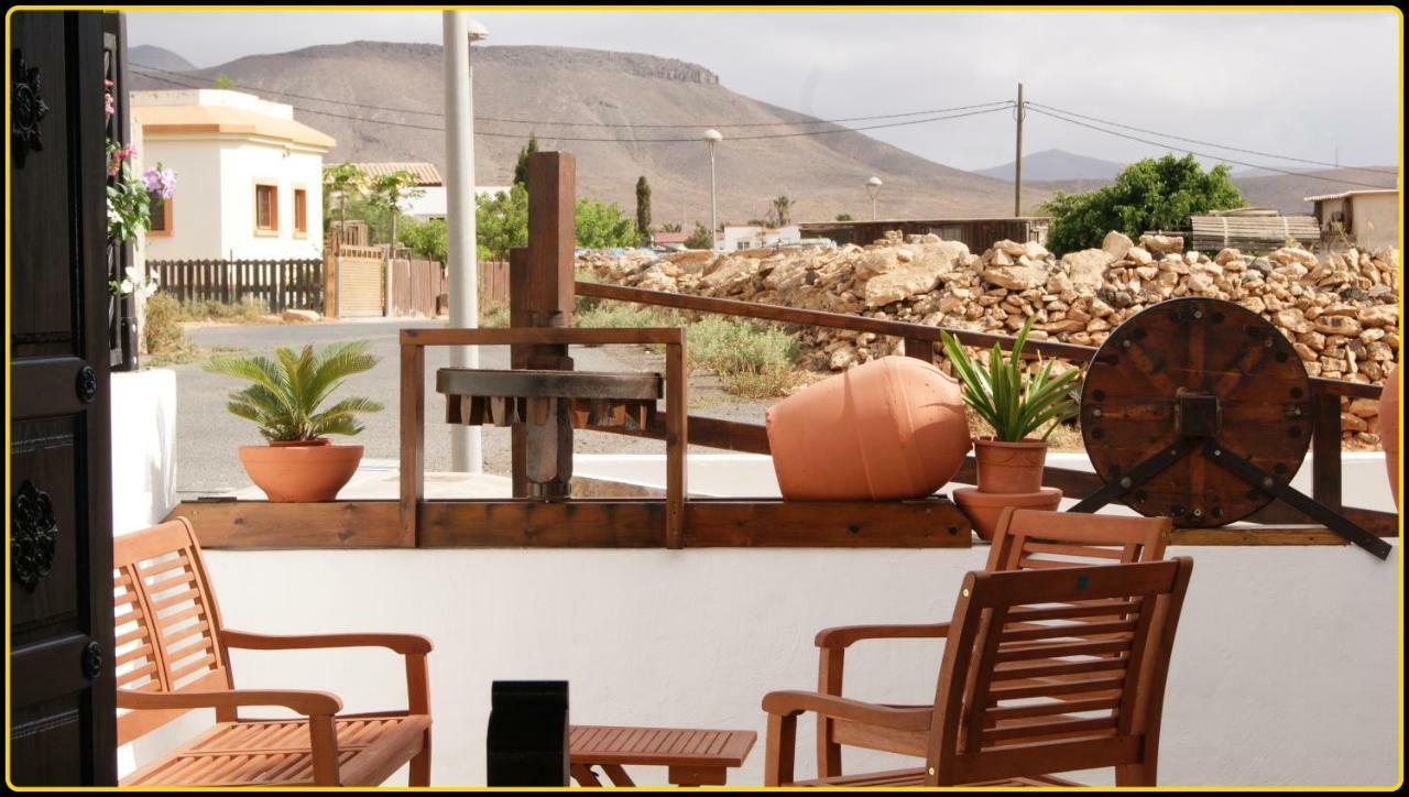 Villa Spa Las Tinajas Triquivijate Buitenkant foto